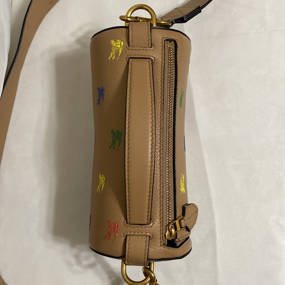 BURBERRY THE EKD LEATHER BARREL BAG IN NEUTRALS/MULTI - Picture 11 of 17